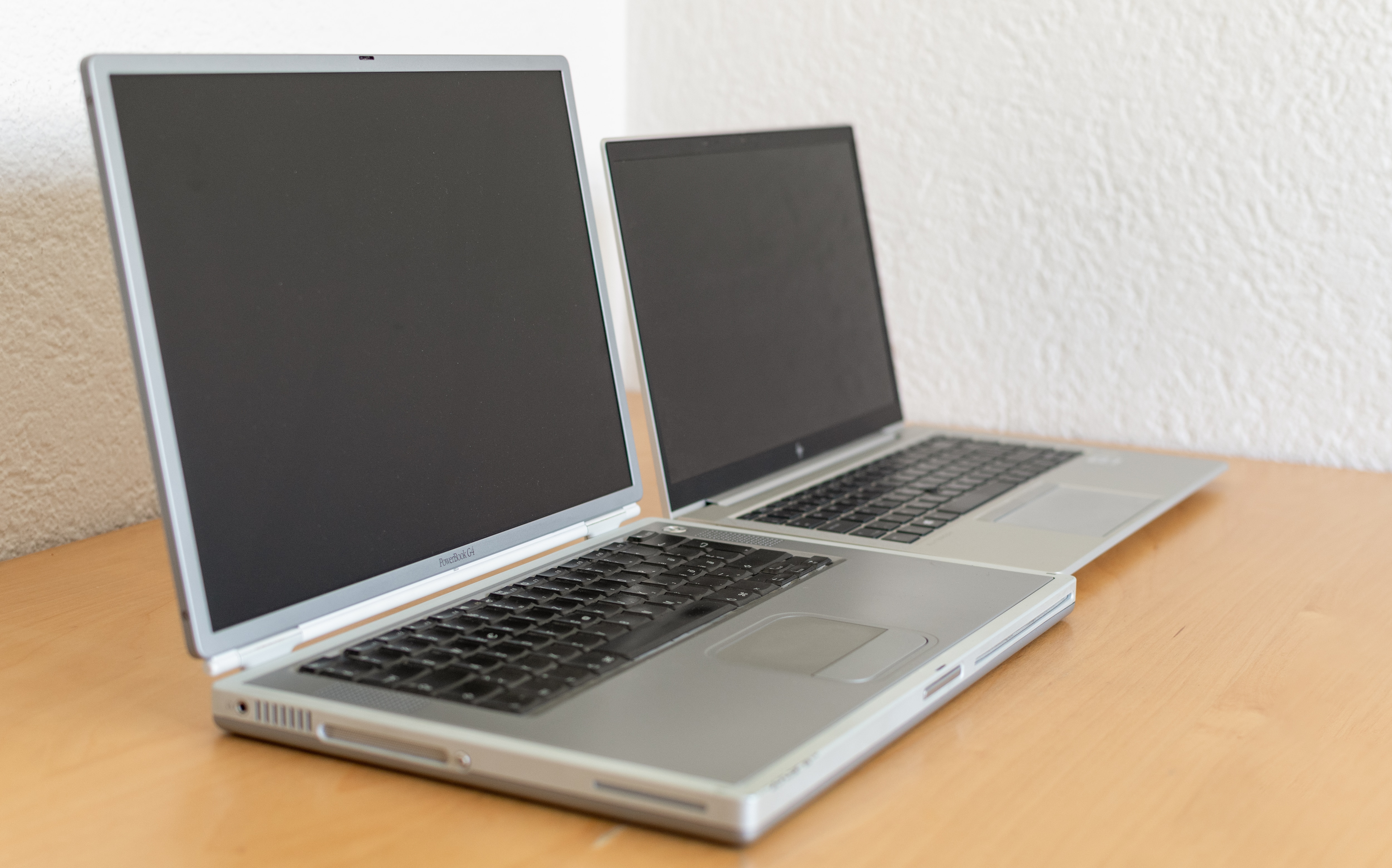 PowerBook G4 The Titanium - of Apple G4: | with Wikipedia and the